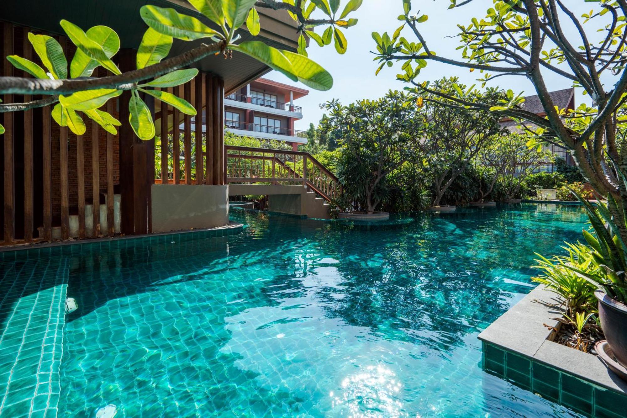 Ayrest Hua Hin Hotel Exterior foto